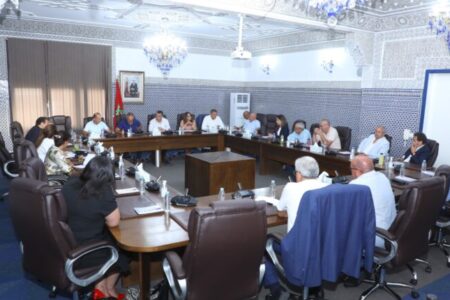 PAM Politburo values common decision by Minister of Rehabilitation of National Territory and Minister of Interior praises government tremendous efforts to provide drinking water for citizens and praises the important success of the National Council 27th session