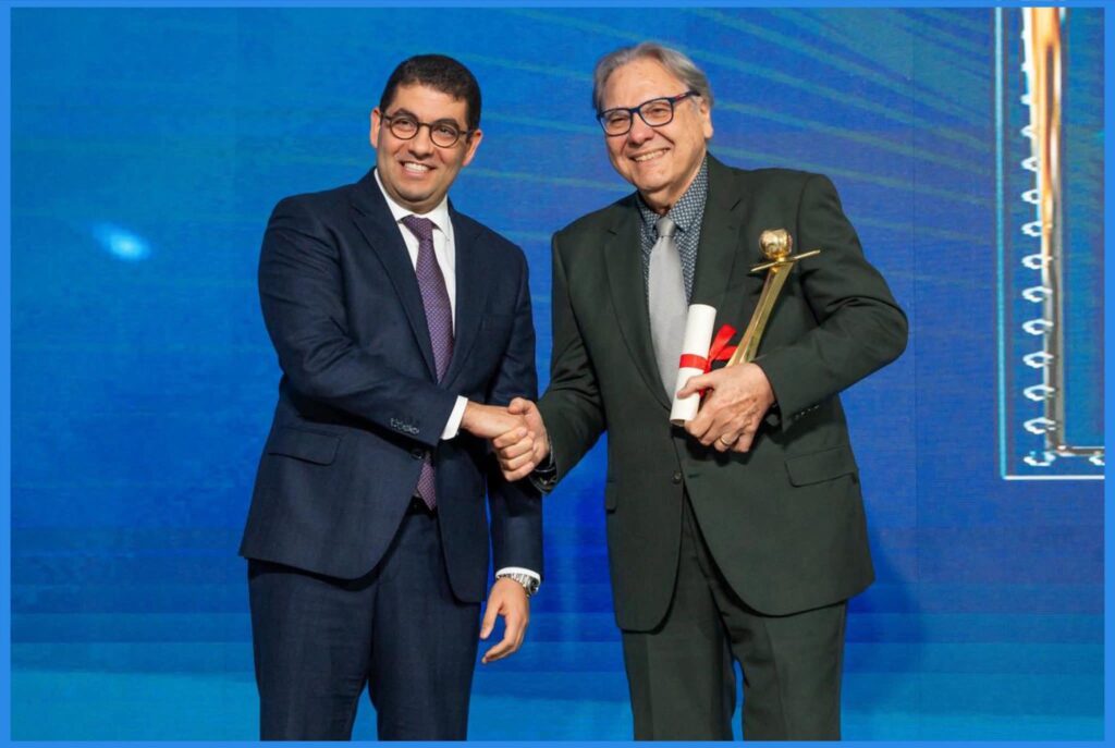 المهدي بنسعيد يترأس حفل توزيع جوائز المتوجين بالدورة 23 للجائزة الوطنية الكبرى للصحافة