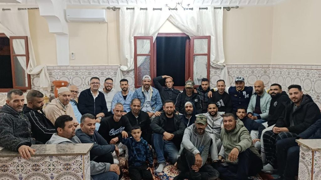 لحسن عواد يفتح حوارا مباشرا مع ساكنة جماعة دار بلعامري حول سير الأشغال