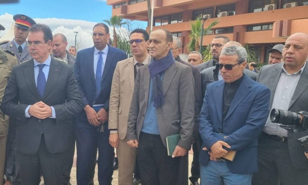 توزيع 18 حافلة للنقل المدرسي لتعزيز التمدرس بالعالم القروي بإقليم أزيلال