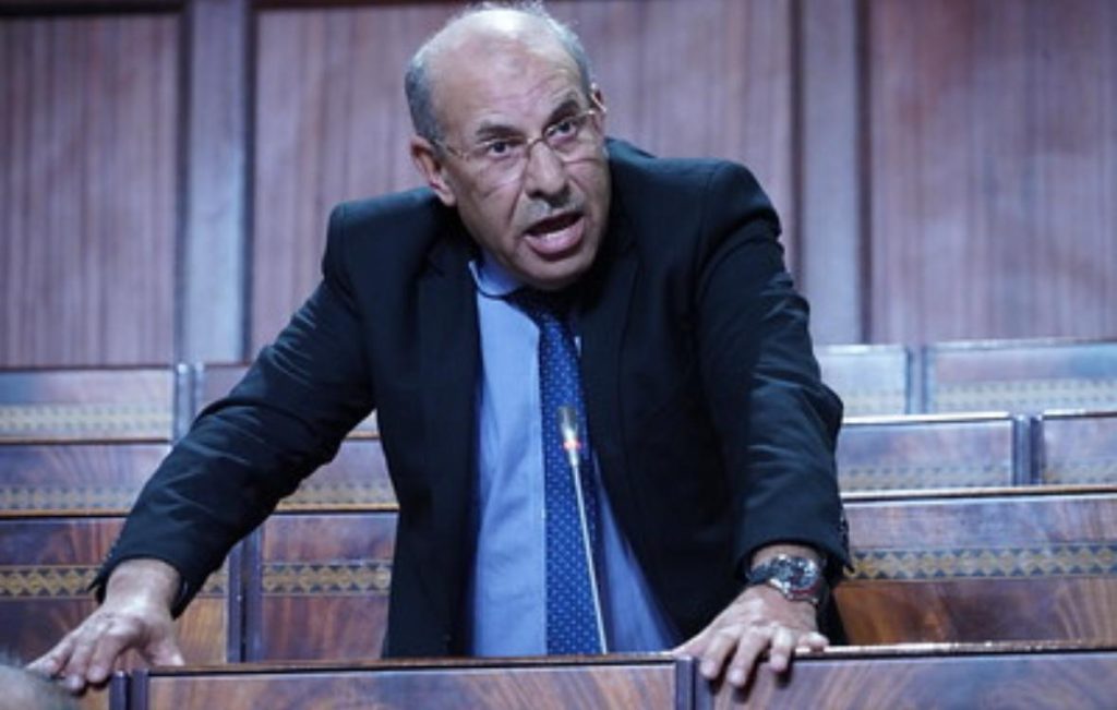 النائب حماني يسائل وزارة الاقتصاد حول تداعيات فيضانات القصر الكبير على الوضعية الجبائية للتجار والمقاولات