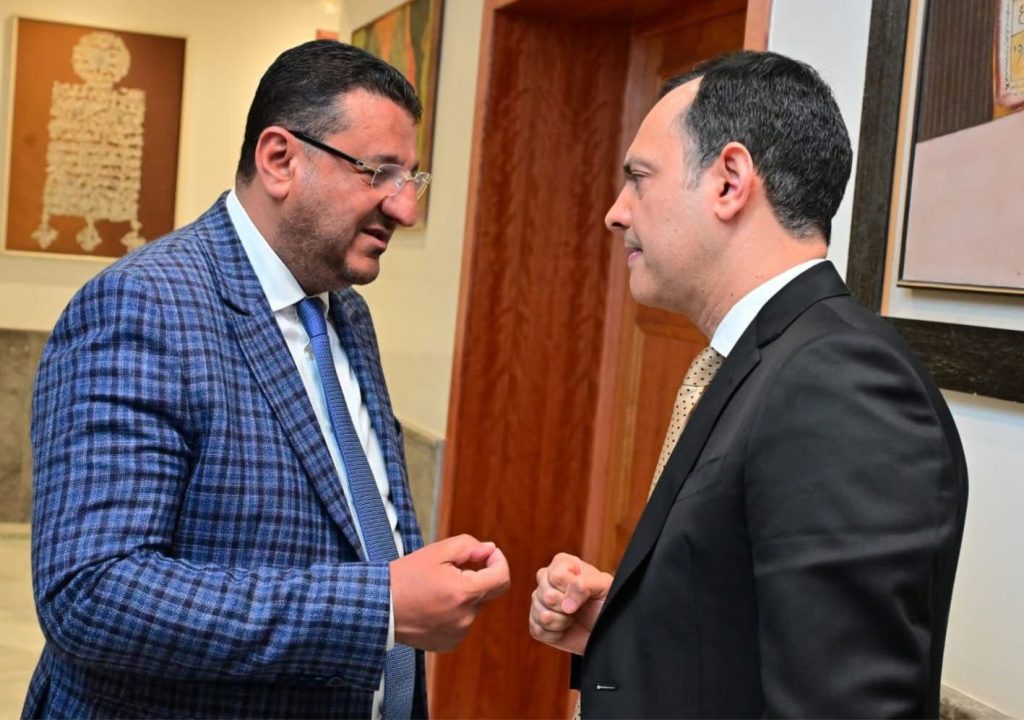 المرابط يناقش مع وزير التشغيل سبل إدماج الشباب غير الحاصلين على شواهد بالمضيق- الفنيدق