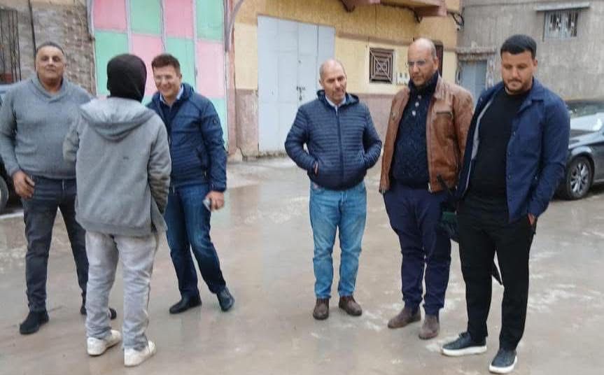الريفي يتتبع ميدانيا أشغال تبليط وصيانة حي السلام بمقاطعة بطانة