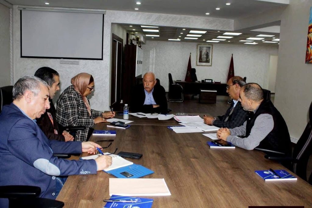 مكتب مجلس مقاطعة مرس السلطان يعقد اجتماعه التحضيري للدورة الاستثنائية ويصادق على تحويلات مالية