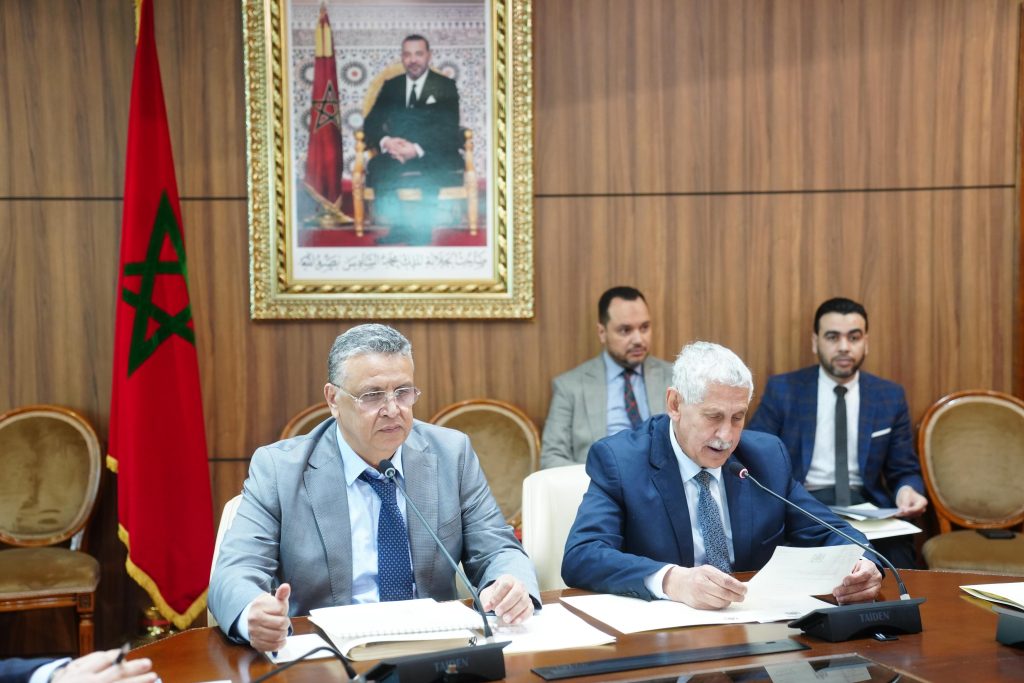 مهنة العدول على سكة التحديث.. لجنة العدل بمجلس المستشارين تصادق بالأغلبية على مشروع القانون