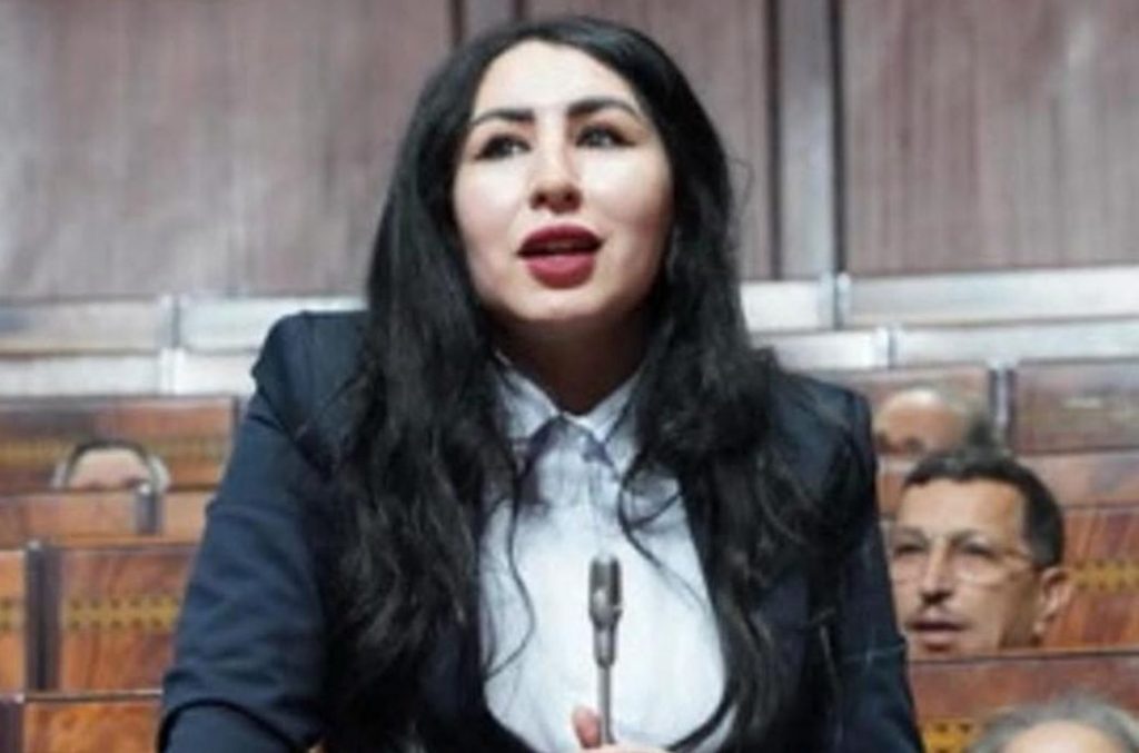 حنان أتركين تحذر من انعكاسات أزمة مستحقات منشطي “مدارس الفرصة الثانية” بجهة مراكش على محاربة الهدر المدرسي