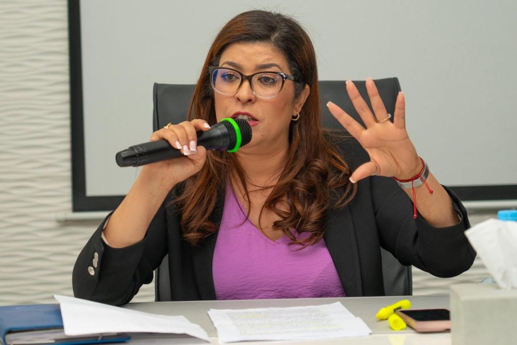 زهور الوهابي تفكك تمظهرات الانتقال من تمثيلية عددية إلى تأثير فعلي وترصد المشاركة السياسية للنساء أمام رهانات التحول الديمقراطي