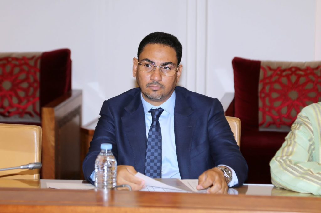 العمري يدعو إلى مراجعة مشروع توسعة الطريق بين أرفود والدويرة قبل فتح أظرفة الصفقة