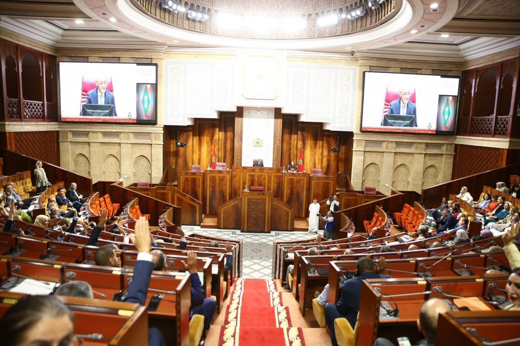 مجلس النواب يصادق على مشروع القانون المتعلق بتنظيم مهنة العدول بعد ترتيب الآثار القانونية لقرار المحكمة الدستورية