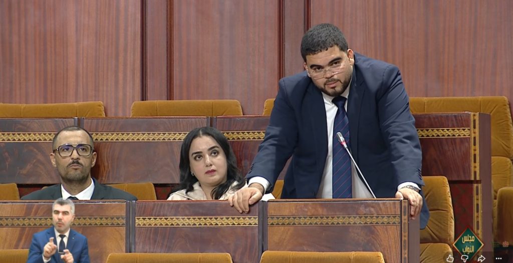 أشن يدعو إلى تسريع تنفيذ مشاريع الطرق بالدريوش ويطالب بتتبع جودة الأشغال المنجزة