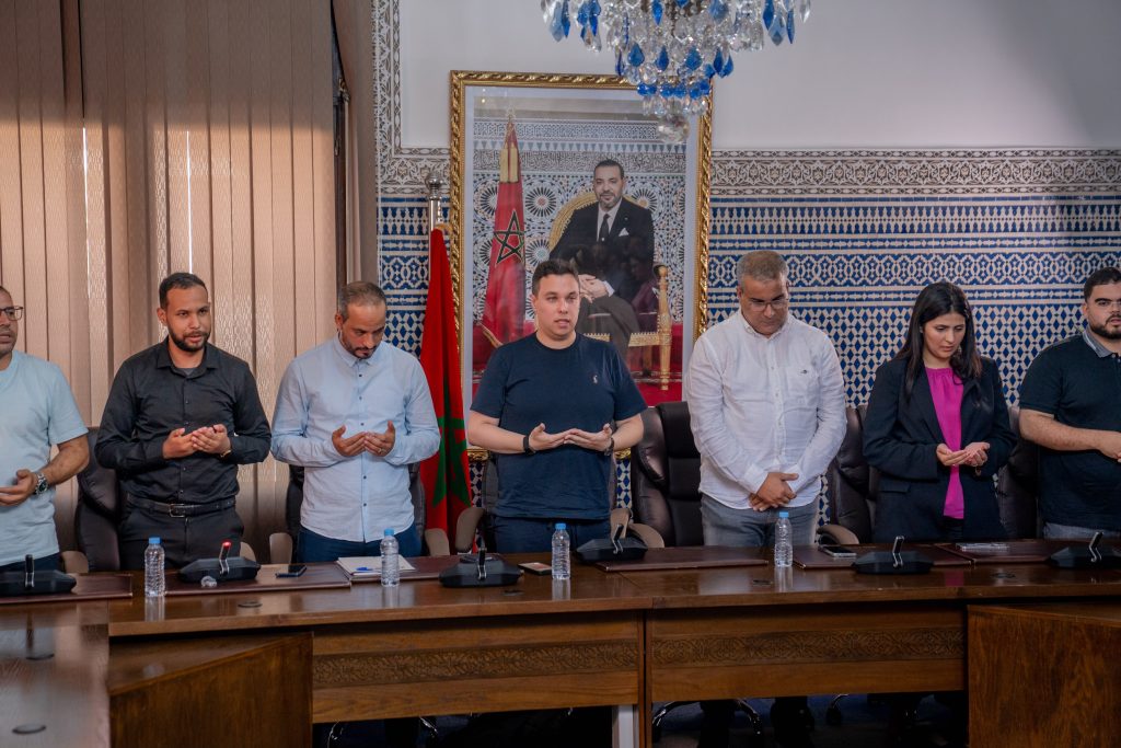 شبيبة البام تفتح نقاشا جريئا حول قضايا الشباب وتداعيات أحداث باب باب سبتة ومعبر بني انصار