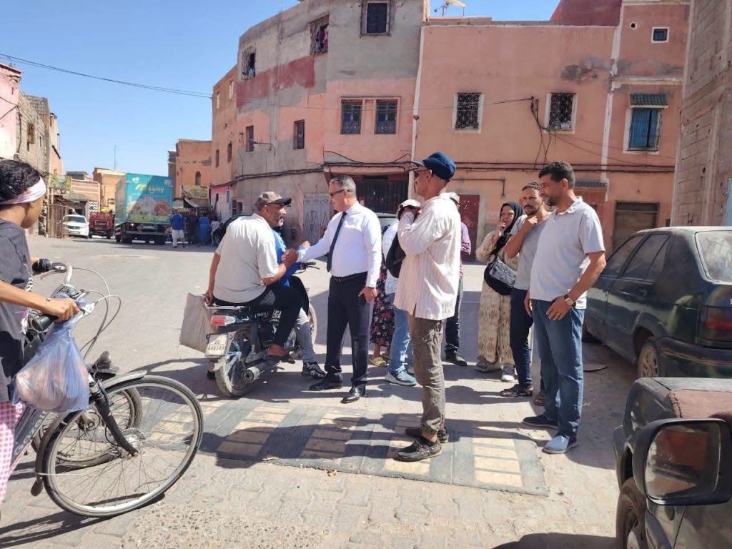 الإدريسي يعطي انطلاقة أشغال تبليط حي بين العراصي بالمدينة العتيقة بمراكش