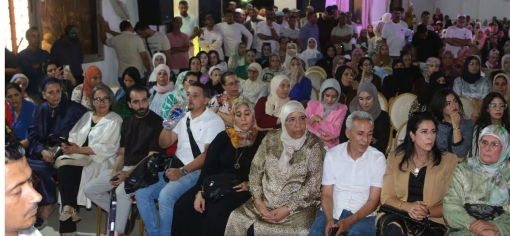 قيادات نسائية بامية تسجل حضورا قويا في لقاء جماهيري بابن جرير