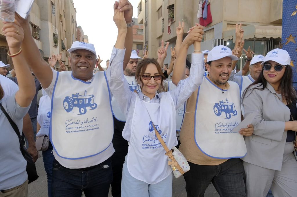 في قلب سيدي موسى المجدوب.. العطواني والسويسي وفكري يواصلون لقاء المواطنين والإنصات لتطلعاتهم