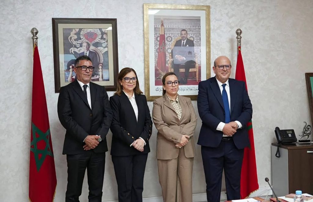 نجوى ككوس تتسلم مهام وزارة الأسرة والتنمية الاجتماعية والمساواة وتؤكد مواصلة الإصلاح والبناء على المكتسبات