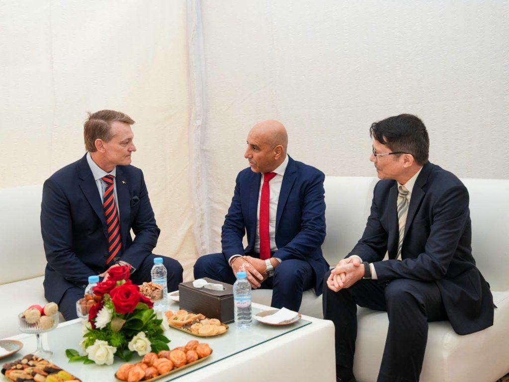 حاتيمي يترأس الاحتفال باليوم العالمي للأغذية بحضور ممثل منظمة الأمم المتحدة للأغذية والزراعة (الفاو) بالمغرب