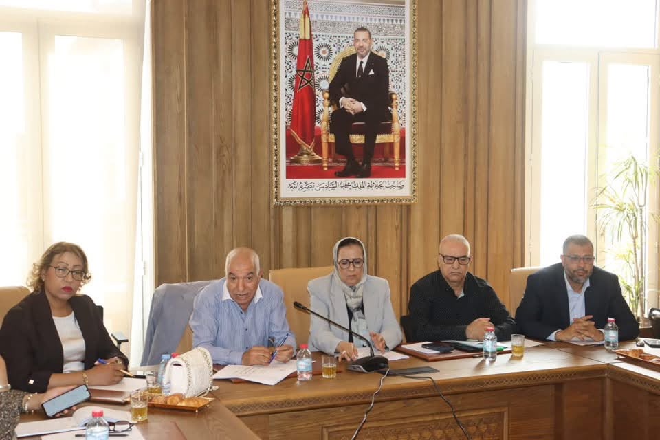 بريجة يترأس اجتماع لجنة المرافق العمومية والخدمات بمجلس جماعة الدار البيضاء