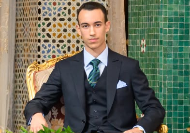 صاحب السمو الملكي ولي العهد الأمير مولاي الحسن يعطي انطلاقة عمليات أول محطة للحاويات بميناء الناظور غرب المتوسط، المرحلة الافتتاحية لتشغيل المركب الصناعي والمينائي