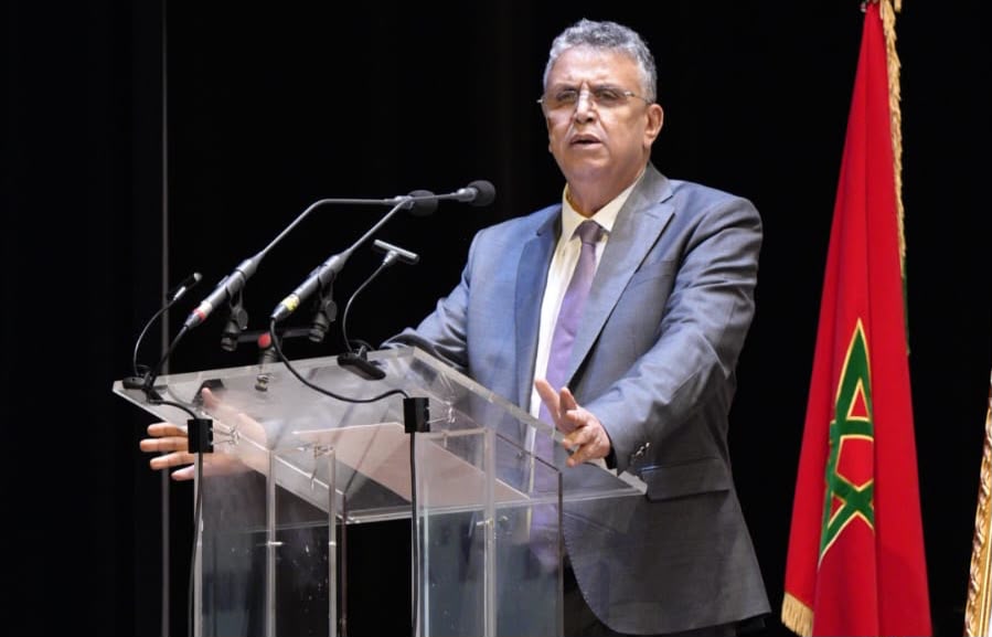 وهبي من أصيلة: تشتت القرار العربي يهدد المصالح المشتركة.. والسيادة تبدأ من امتلاك المبادرة