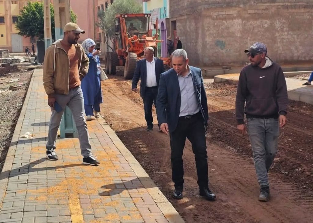 المجلس الجماعي لآيت أورير يواكب تنزيل مشروع تهيئة حي الزيتون
