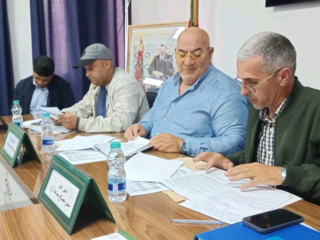 ميزانية أزلا تتجاوز 12.8 مليون درهم.. المجلس الجماعي يحدد أولويات 2027 ويستعرض حصيلة التدبير المالي